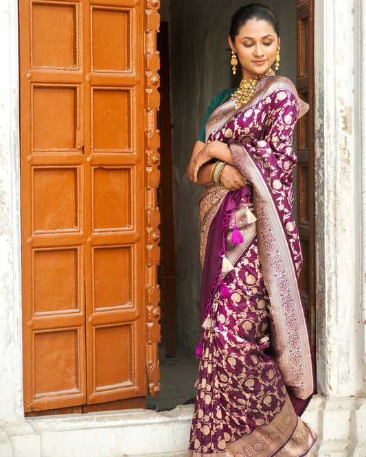 Unveiling the Magic: Explore Exquisite Banarasi Sarees at The Chic Tale