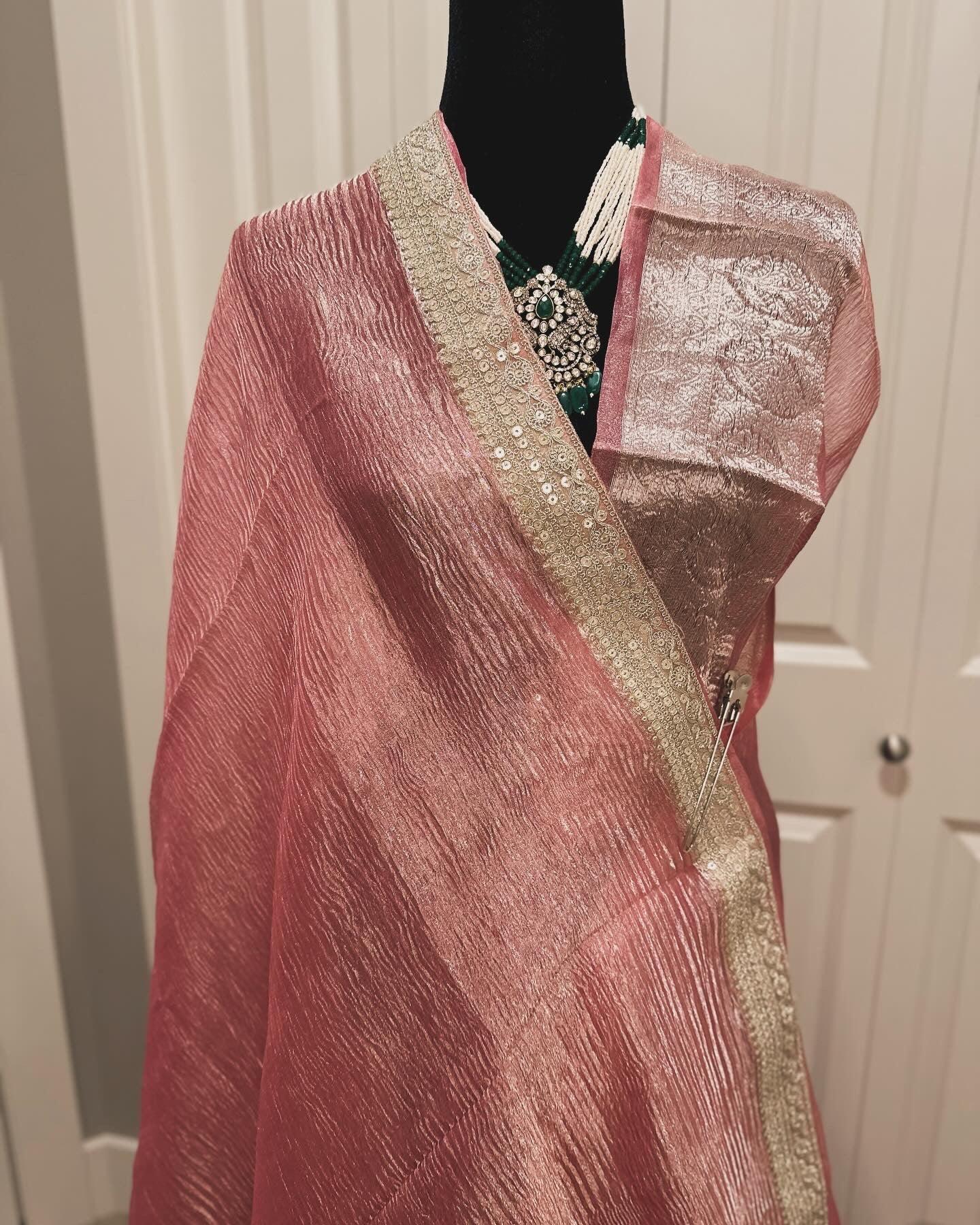 Banarasi Pure Crushed Tissue Silk Handwoven Saree with blouse fabric