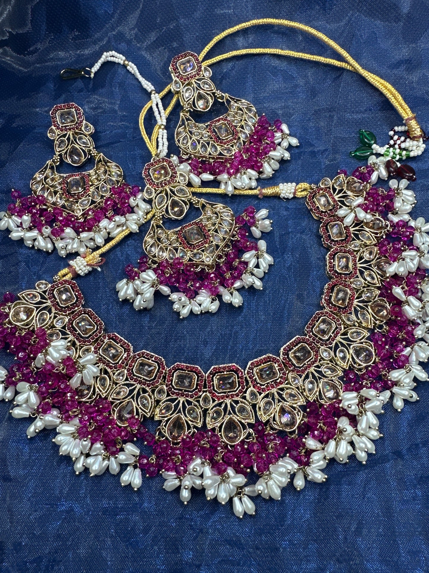 Gulabi - Exclusive Beautiful Jwellery Set