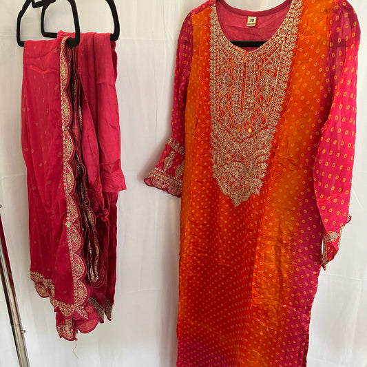 Pure Crepe Bandhini Design Salwar Suit with Gotta Patti