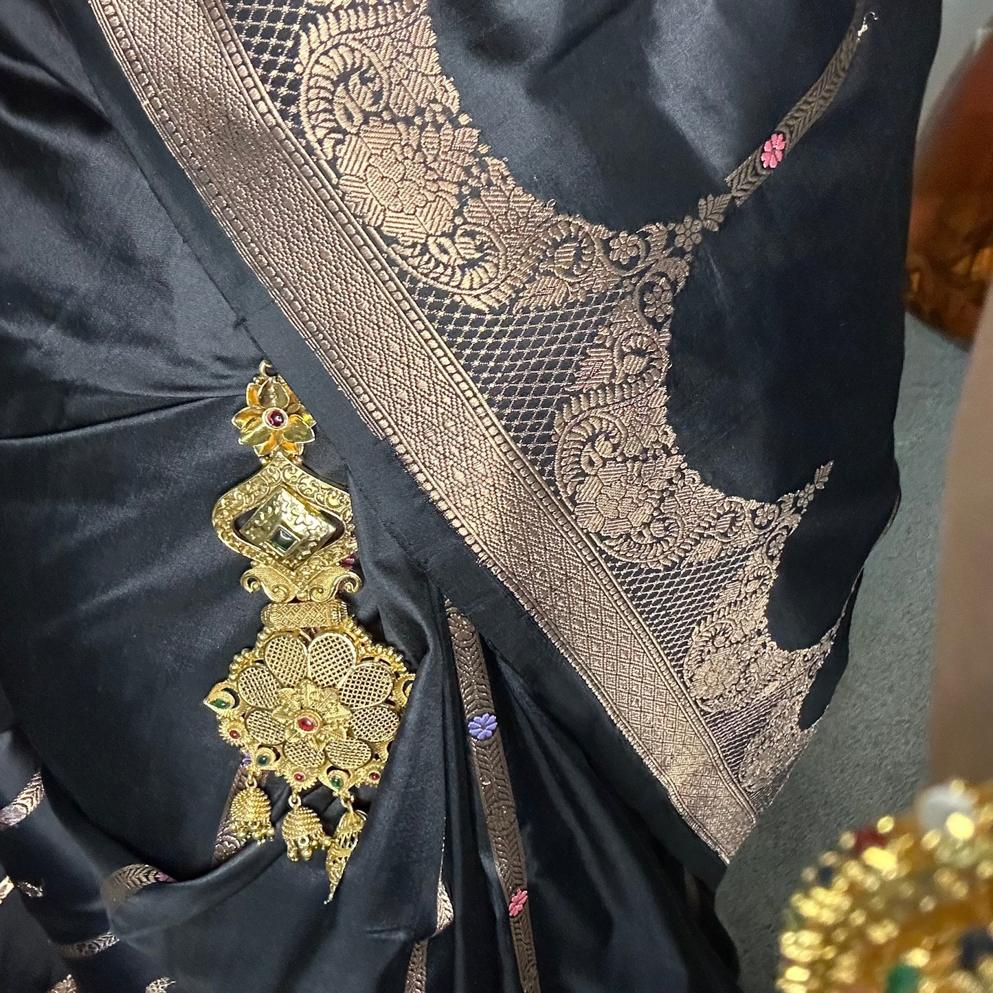 Exquisite Banarasi Handwoven Black Katan Silk Saree Kaduwa with Gold Zari Silk Mark Saree with blouse