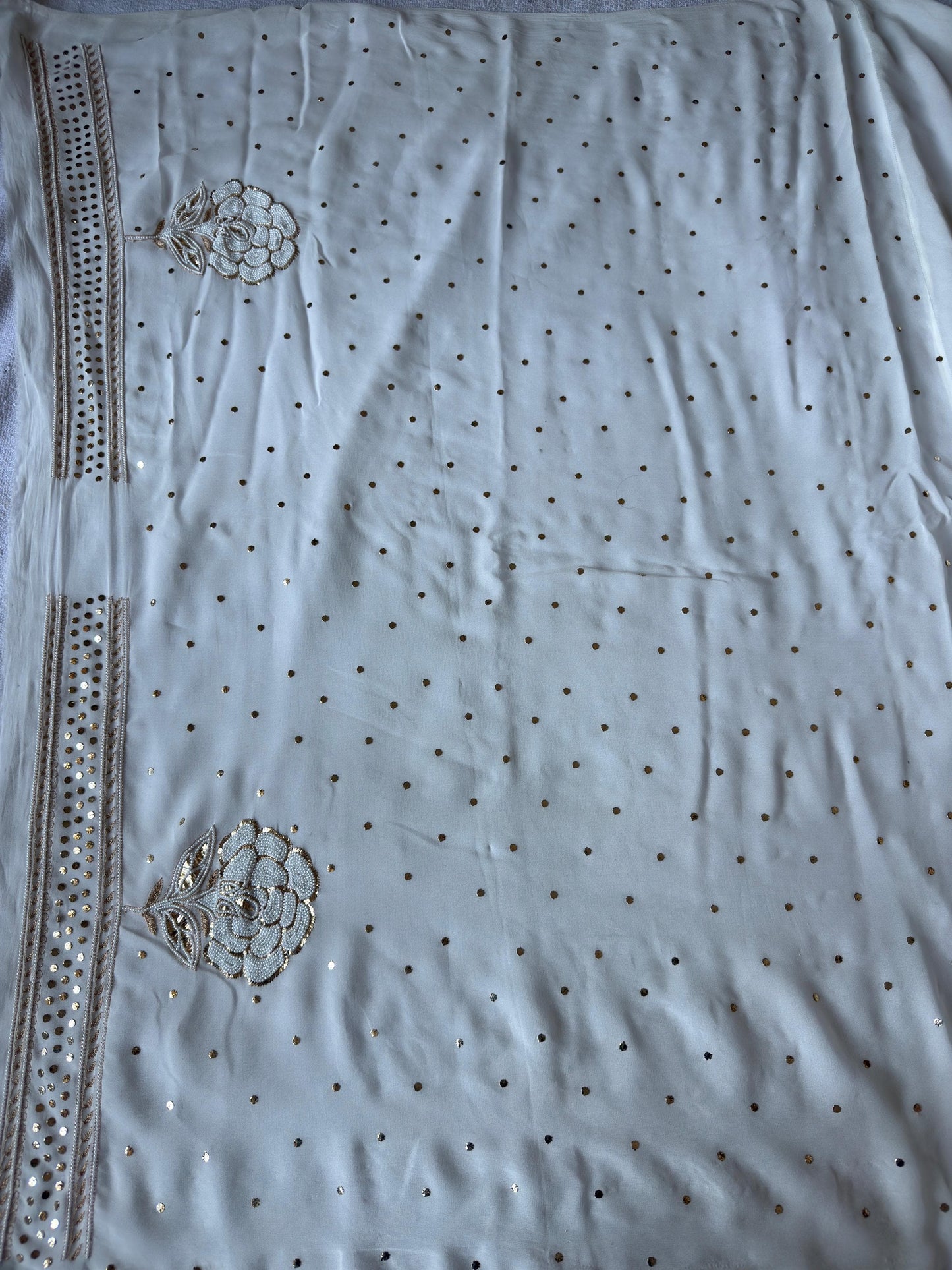 Authentic  Hand Lucknowi Chikankari saree with Mukesh and Pearl work