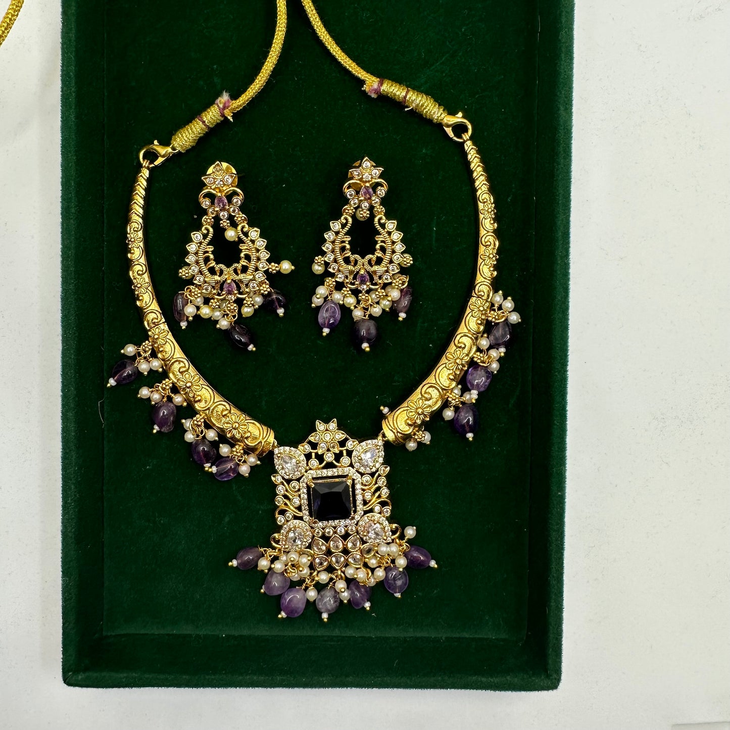 Neela exclusive Hasli set in Mosanite