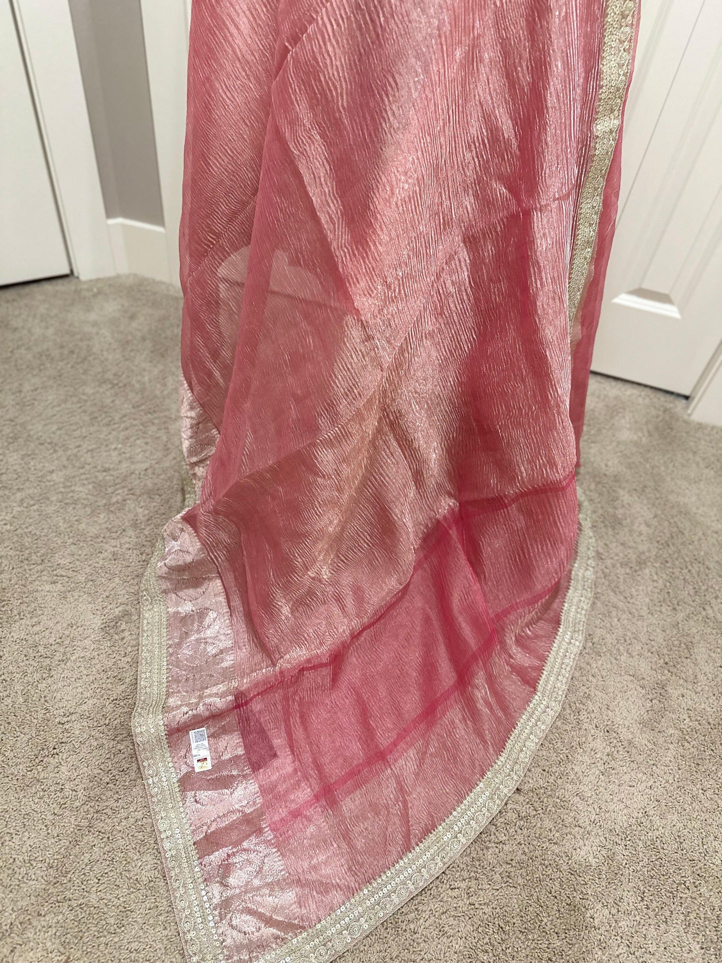 Banarasi Pure Crushed Tissue Silk Handwoven Saree with blouse fabric