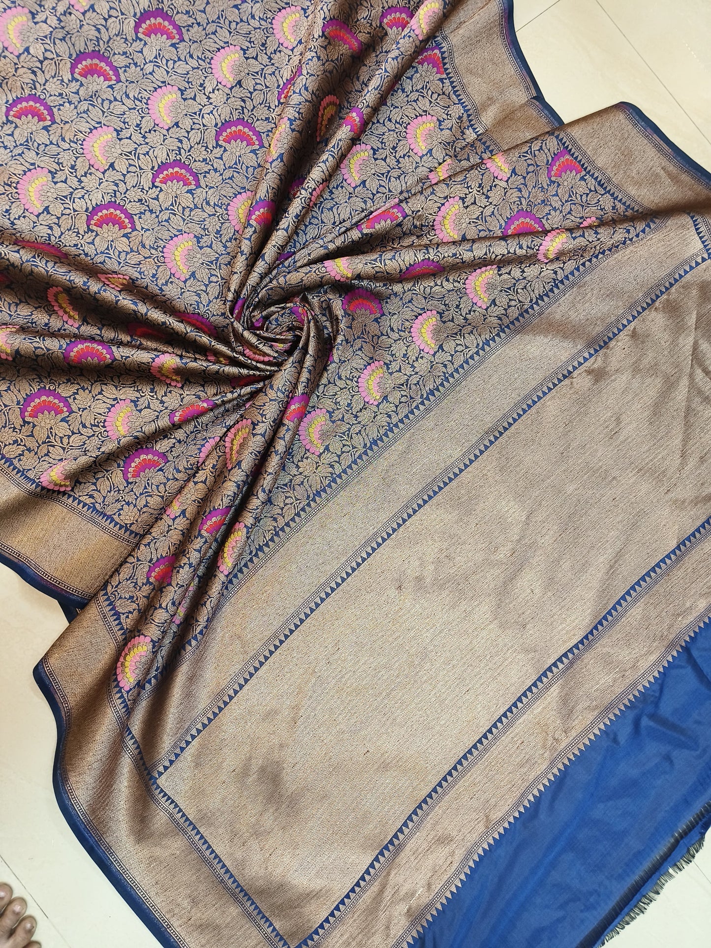 Nita Ambani Tilfi Pure Katan Handwoven Banarasi Saree with Silk Mark - Jaal - Meenakari