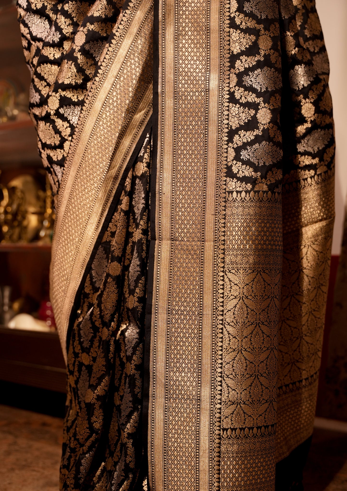 Nita Ambani Inspired Pure Katan Handwoven Banarasi Saree with Silk Mark - Sona Rupa - Jaal