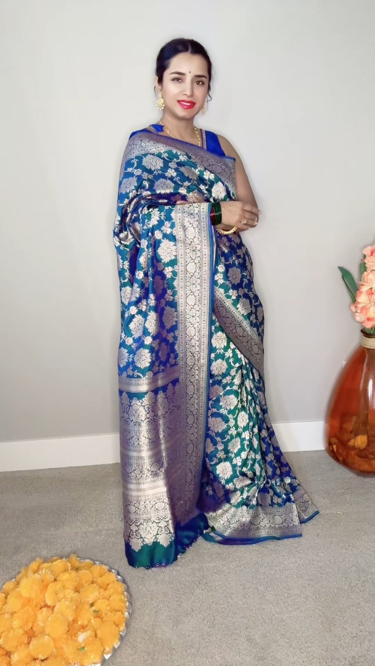 Pure Banarasi Katan Jangla Dual Shade Silk Saree - Peacock Blue