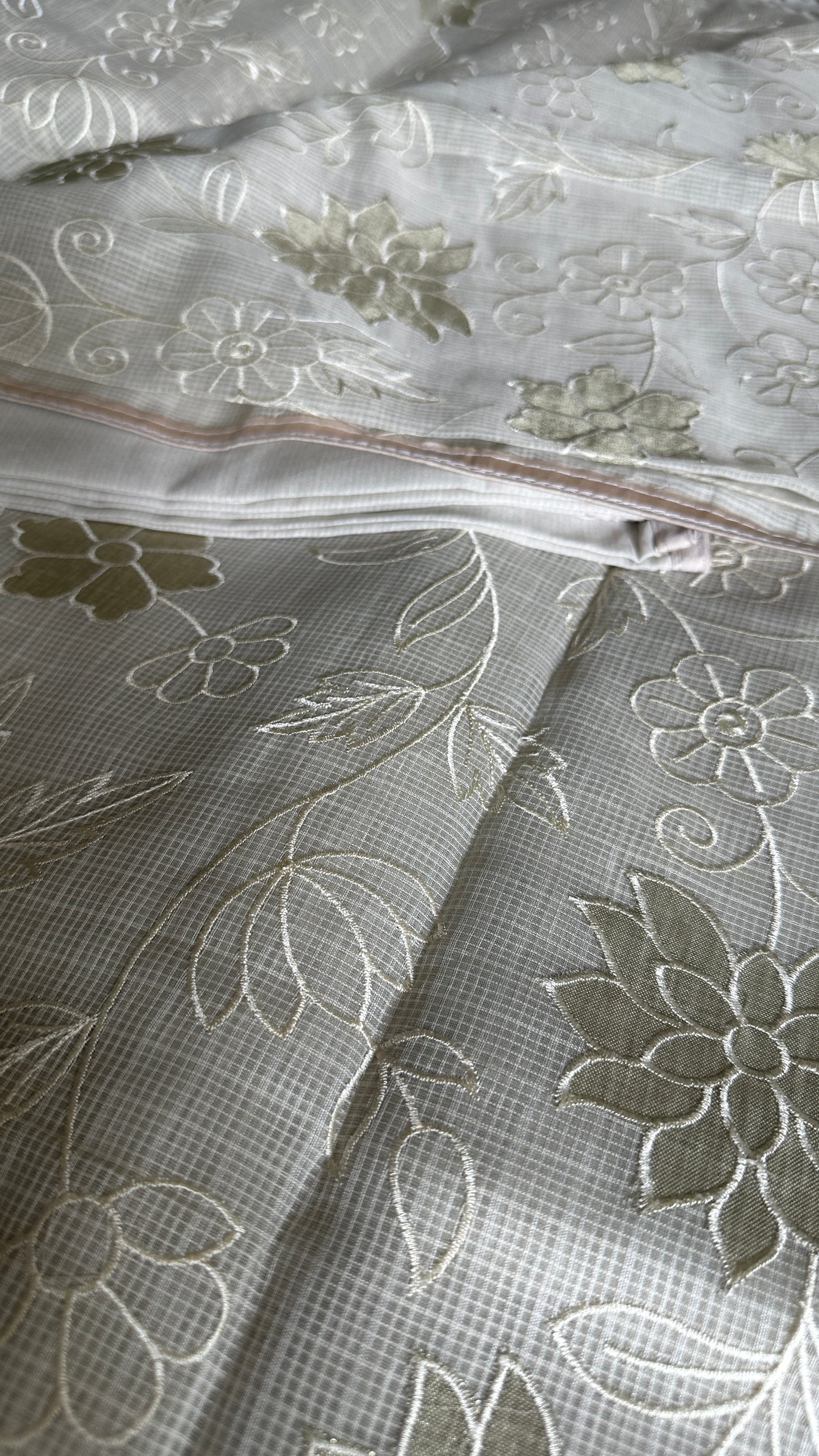 Abha Kota Check Banarasi Saree with Embroidery & Appliqué