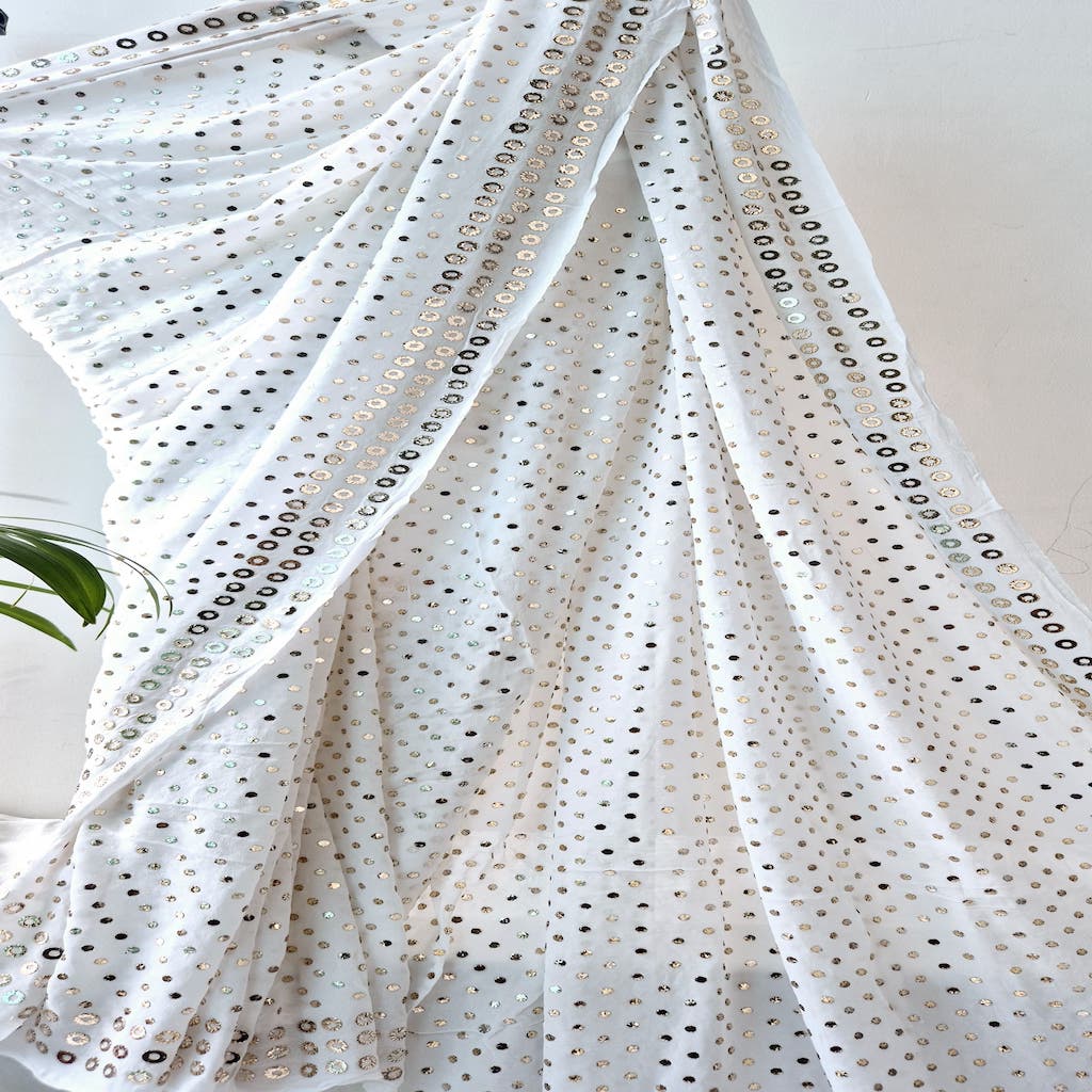 Authentic Hand Hand awork  saree with Tikki Ring and Mukesh