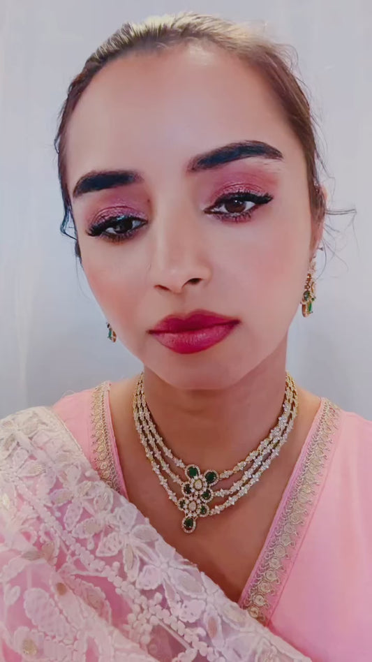 Kameya - Emerald Green Kundan Set