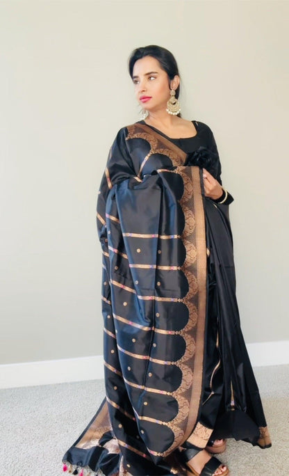 Exquisite Banarasi Handwoven Black Katan Silk Saree with Gold Zari Silk Mark Saree with blouse