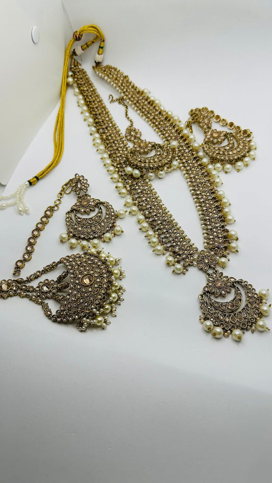 Noor - Exclusive Beautiful Jwellery Set