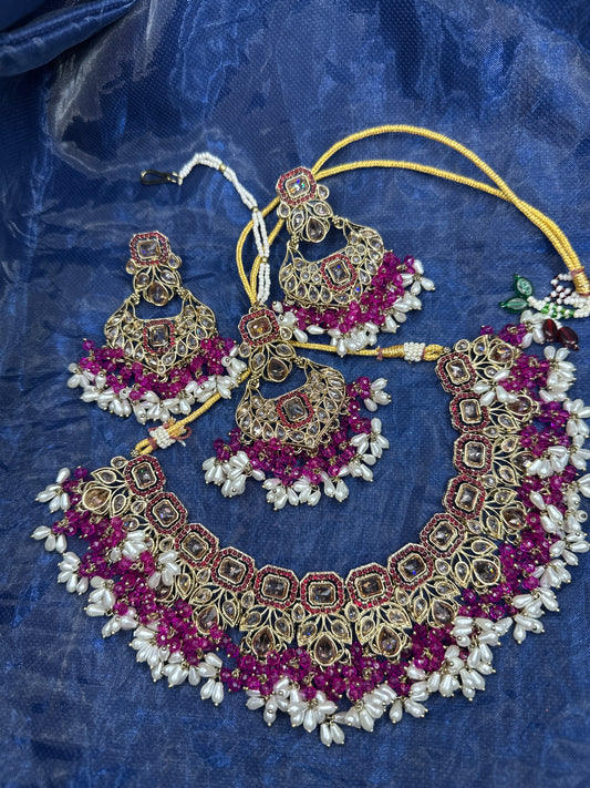 Gulabi - Exclusive Beautiful Jwellery Set