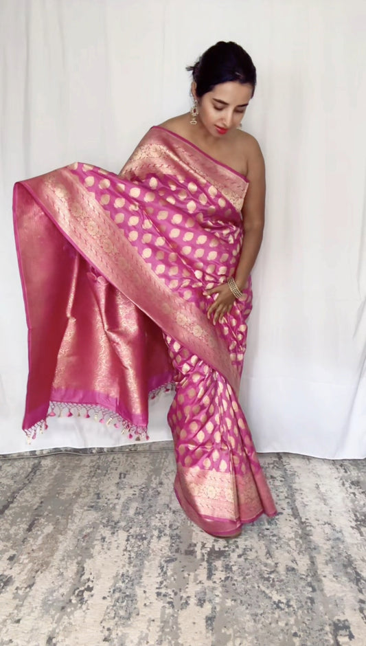 Exquisite  Handwoven Katan Silk Saree with Gold Zari Silk Mark Saree with blouse fabric - Dual tone - pinkish purple