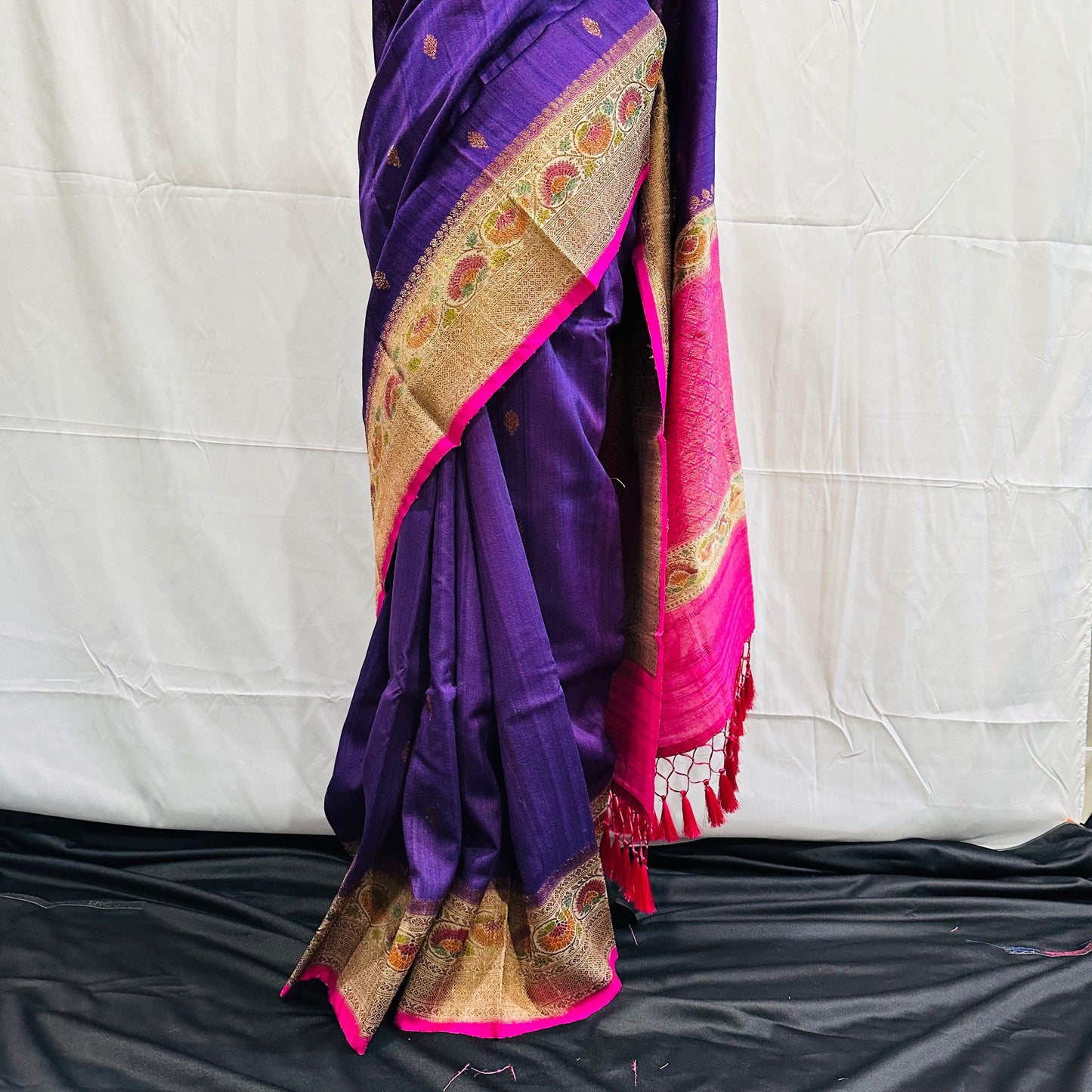 Pure Tussar Banarasi Handwoven Saree with hand brush rangkart