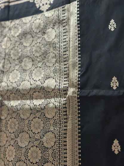 Minimalist Handwoven Mulberry Katan Silk Saree - Black