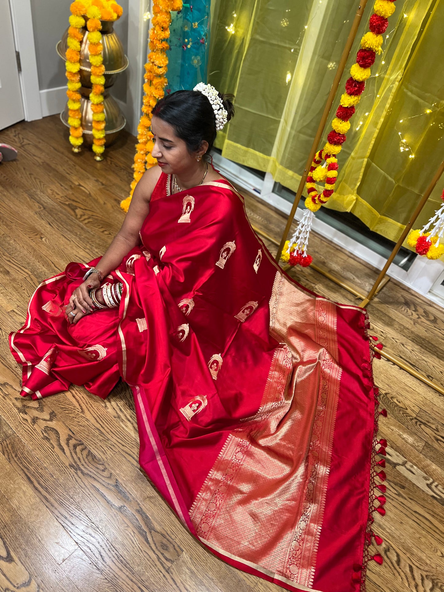 Banarasi Mashru Silk Saree with Arches Buttas and Minimalist Zari Border with Silk Mark