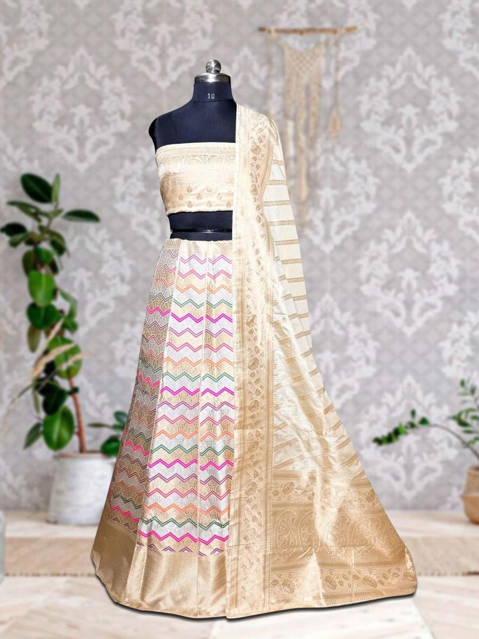 Banarasi Tilfi Handwoven Katan Silk Lehanga